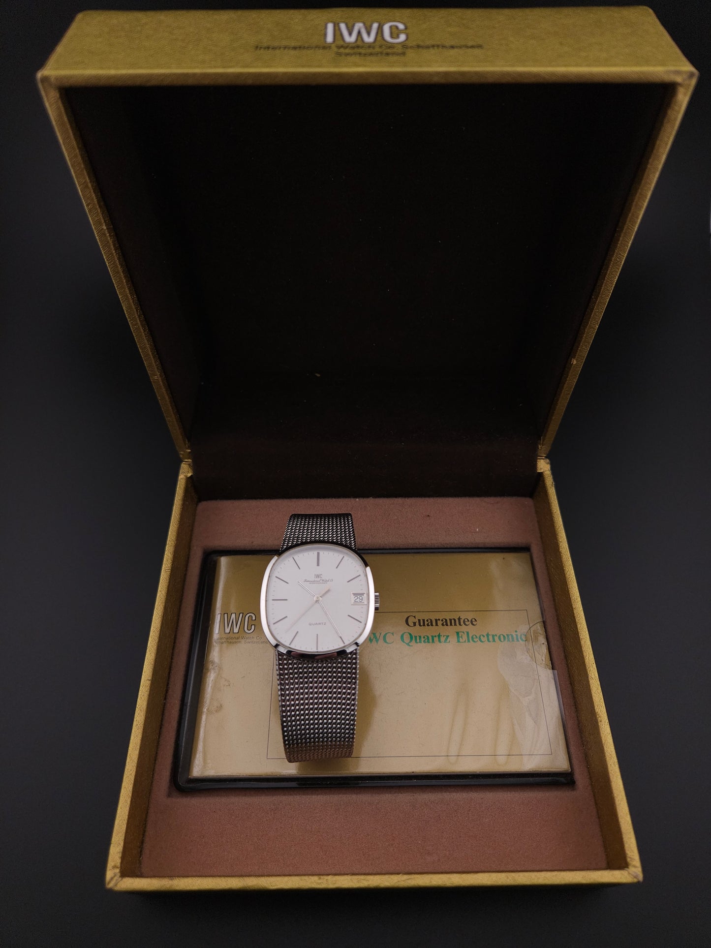 Vintage IWC Quartz Ref. 3073
